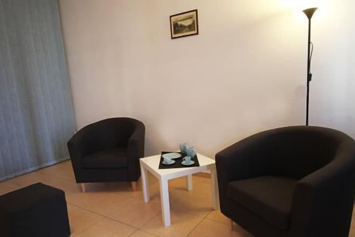 Room 30 of 44