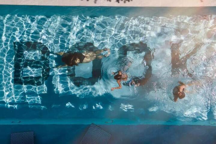 Pool 52 of 71