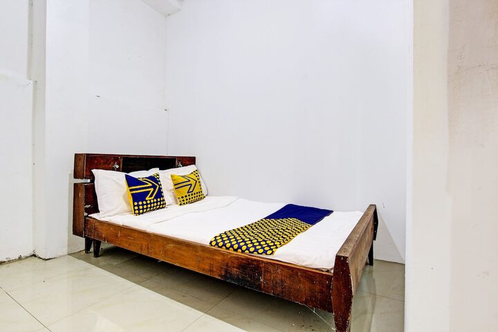 Room 20 of 27