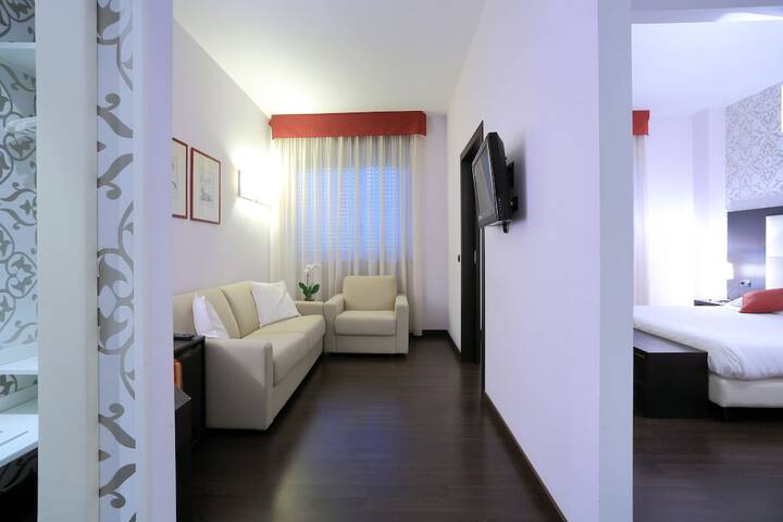 Room 4 of 31