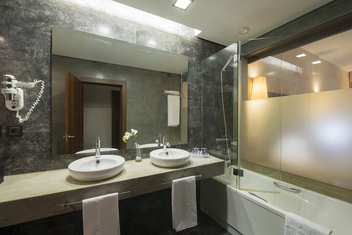 Bathroom Interior Photo
