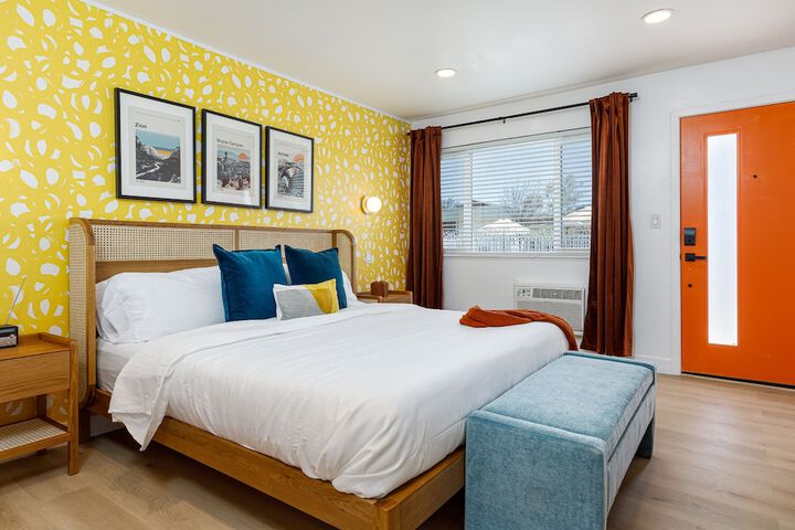 Room 20 of 105