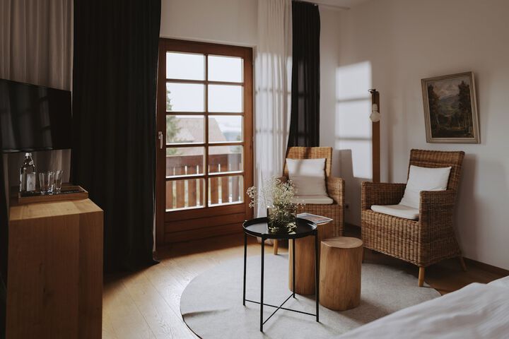 Room 46 of 395
