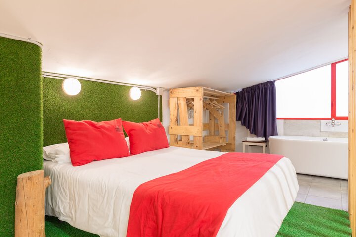 Room 29 of 103