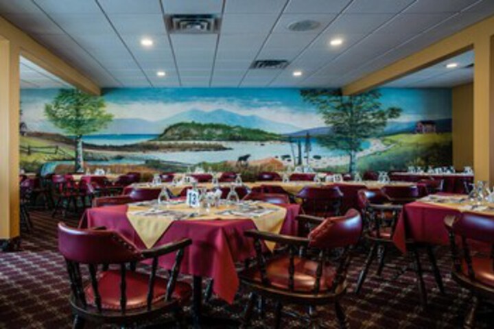Dining 85 of 141
