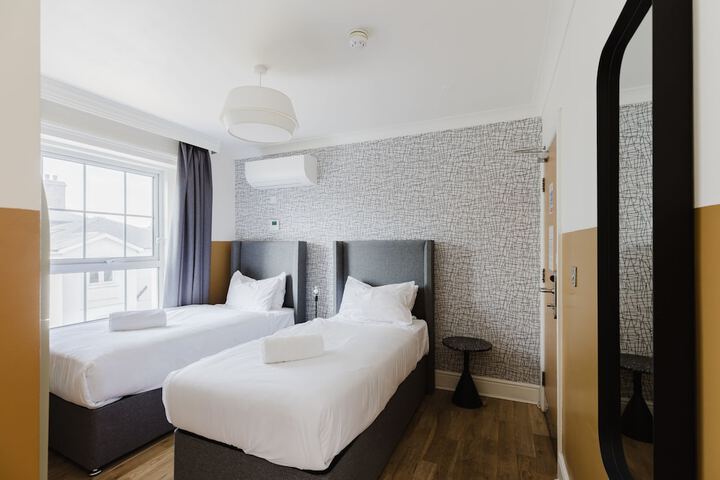 Room 60 of 135