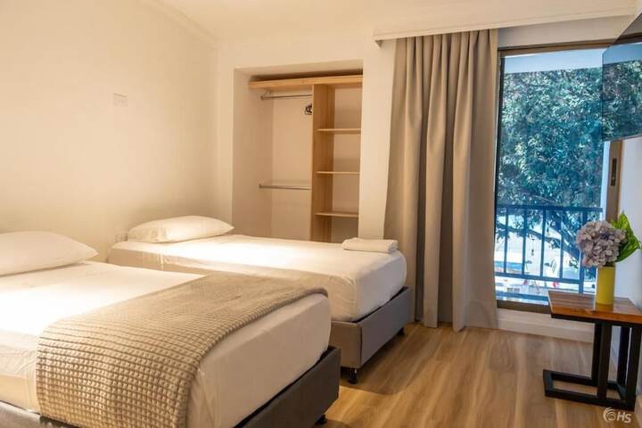 Room 15 of 36