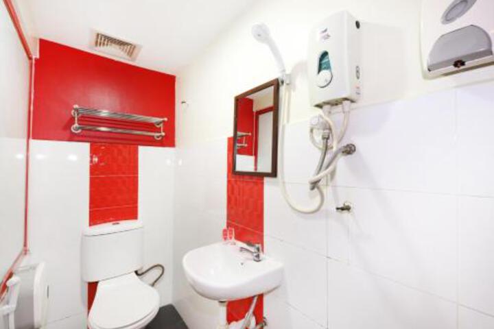 Clean Restrooms