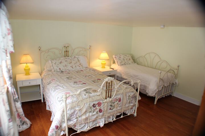 Room 7 of 36