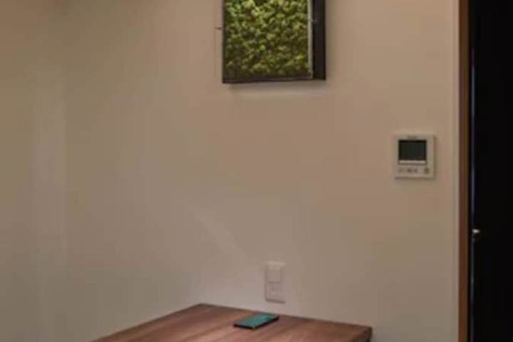 Room 26 of 58