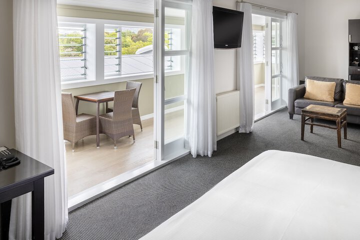 Room 9 of 160