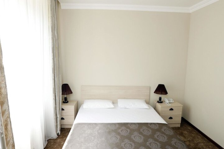 Room 30 of 52