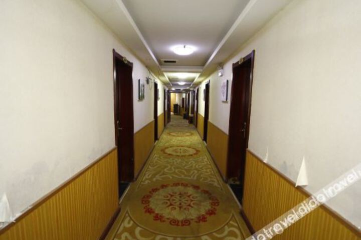 Hotel Interior 8 of 21