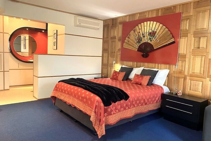 Room 17 of 91