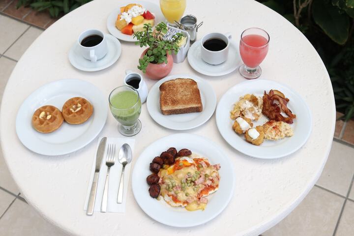 Breakfast buffet