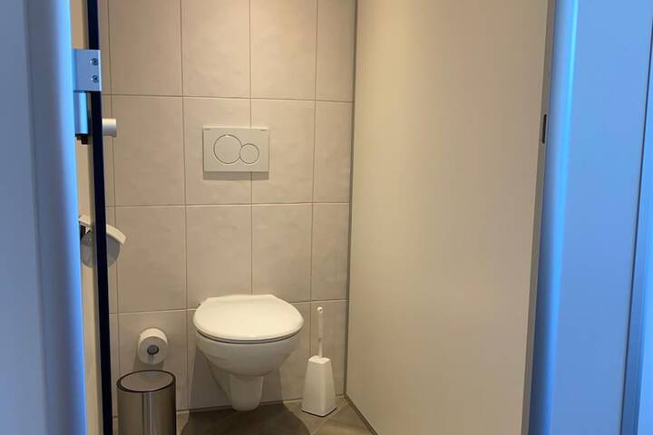Room 34 of 58