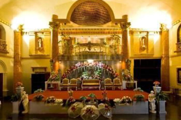 Royal Regal Hotel