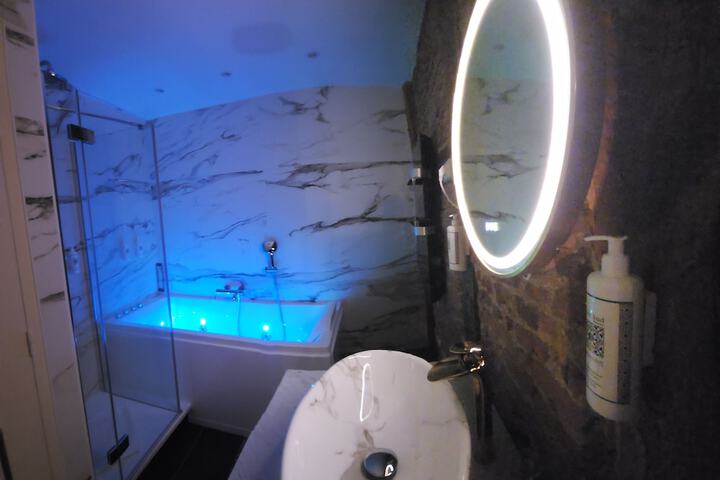 Room 63 of 88