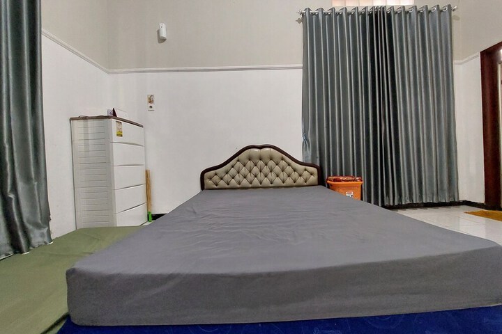 Room 6 of 23