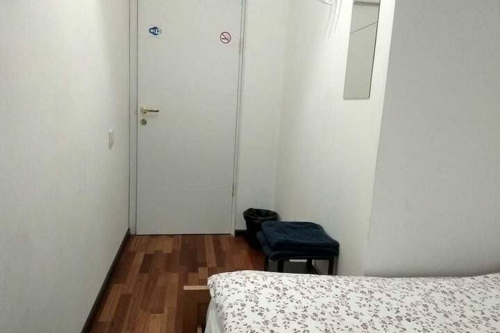 Room 3 of 15