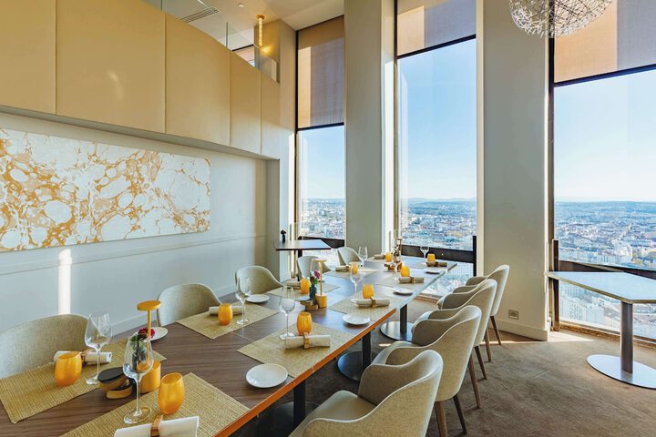 Dining 57 of 126