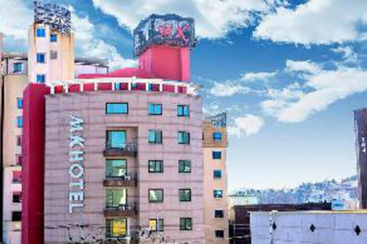 Mk Hotel