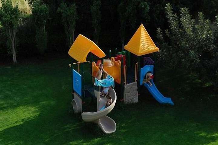 Children's play area - outdoor