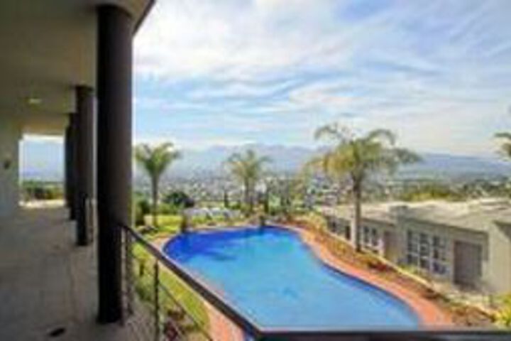 Domaine Du Preez Guest House in Cape Town