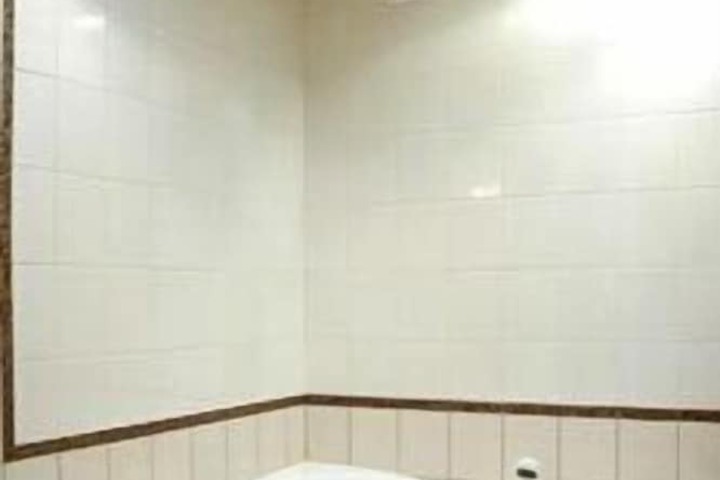 Room 17 of 21
