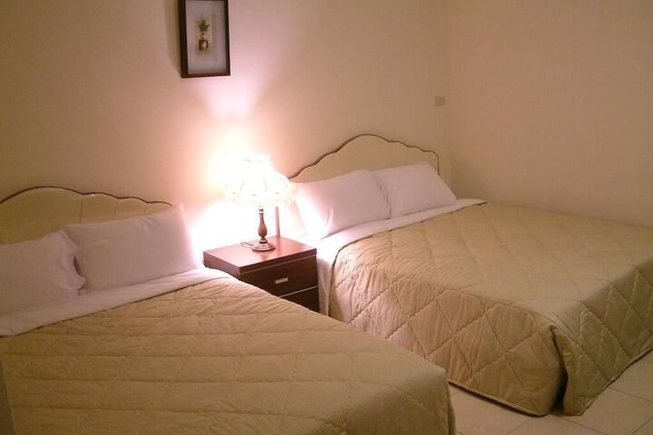 Room 21 of 48