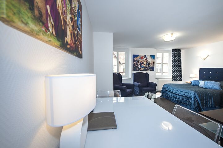 Room 16 of 45