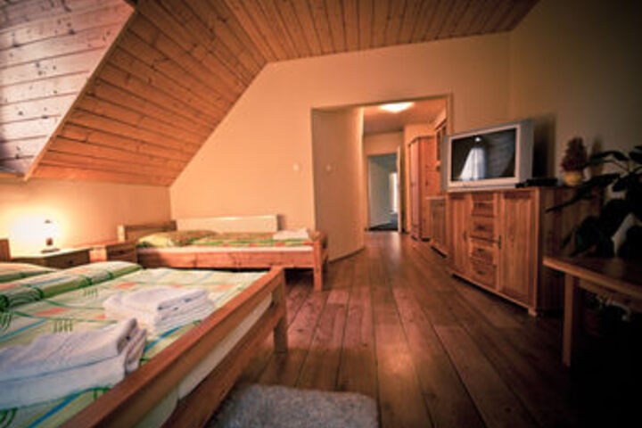 Room 35 of 47