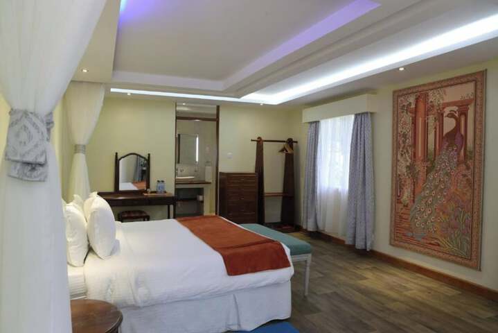 Room 3 of 18