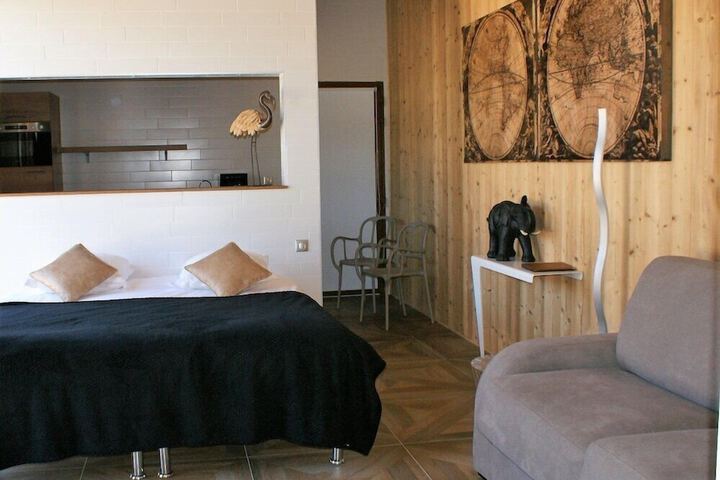 What Else Hotel