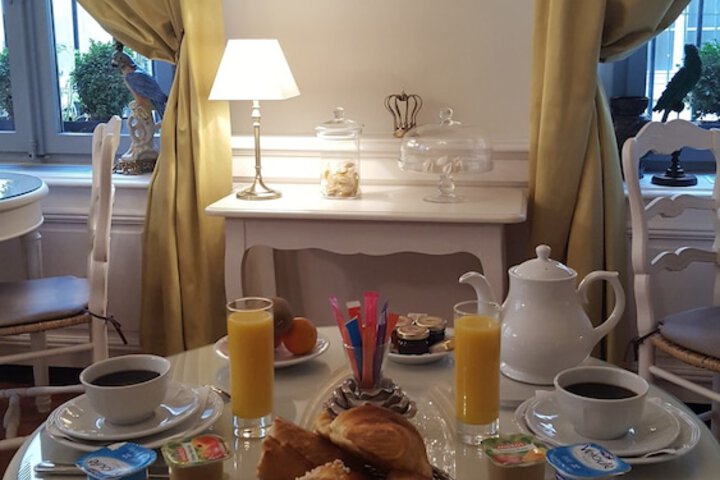 Breakfast/Coffee Service 40 of 53