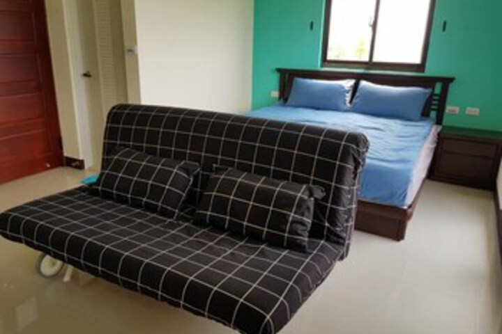 Room 34 of 38