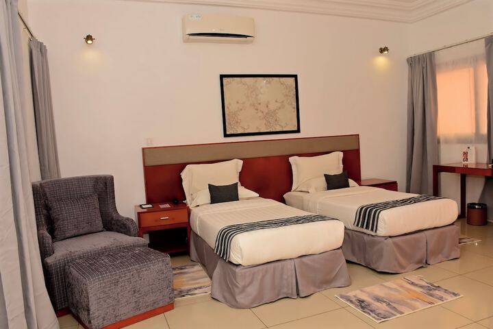 Room 44 of 74
