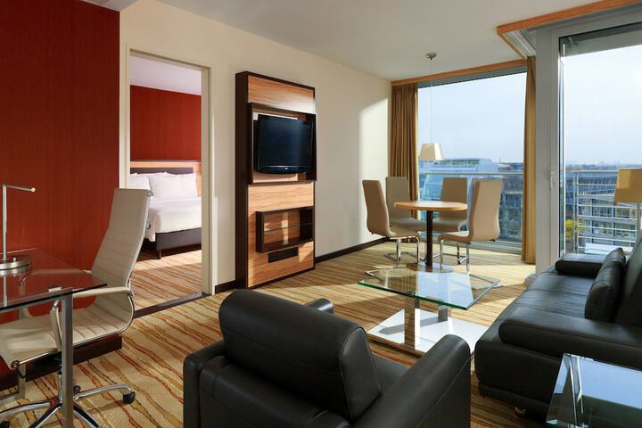 Room 10 of 52