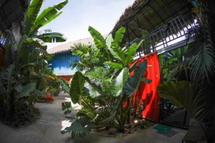 Hotel Exterior 20 of 74