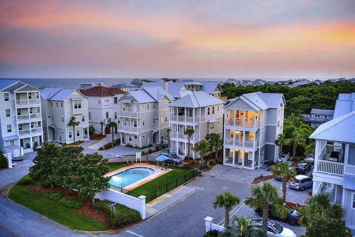 Photo of Aqua Paradise by Five Star Properties