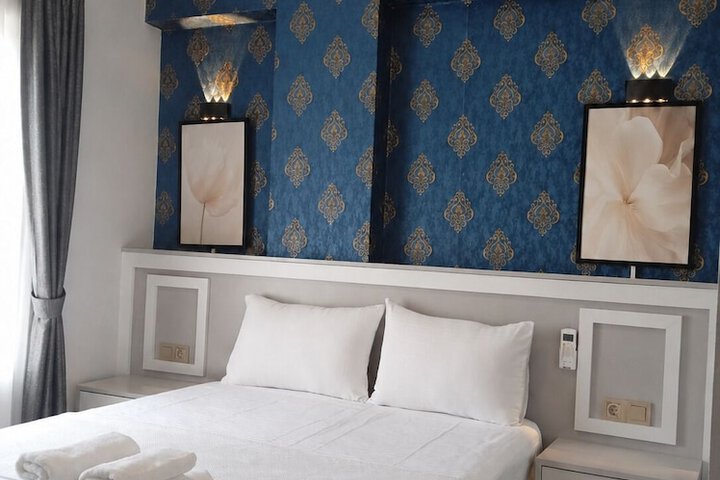 Room 3 of 14