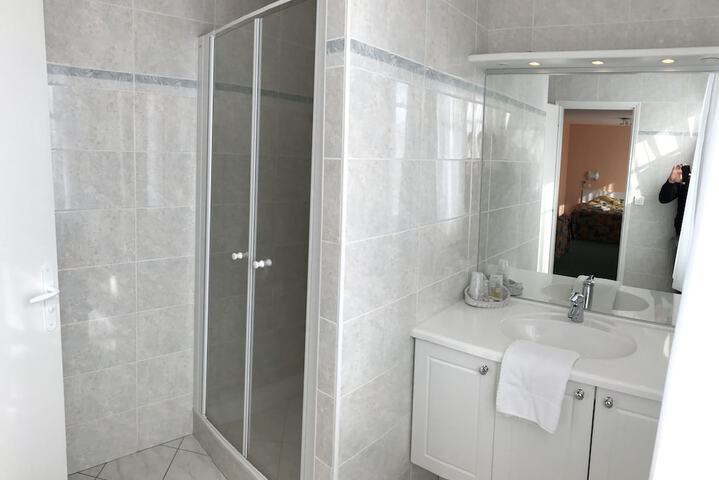 Clean Restrooms