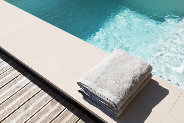 Pool 46 of 70