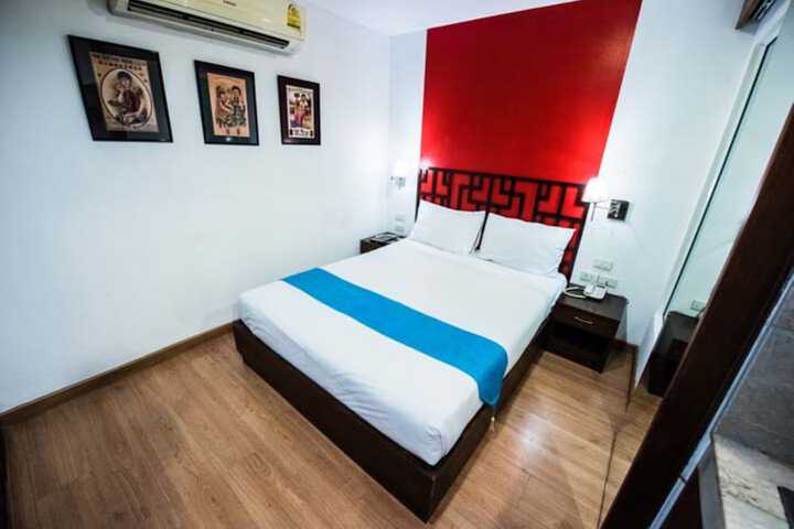 Room 7 of 71