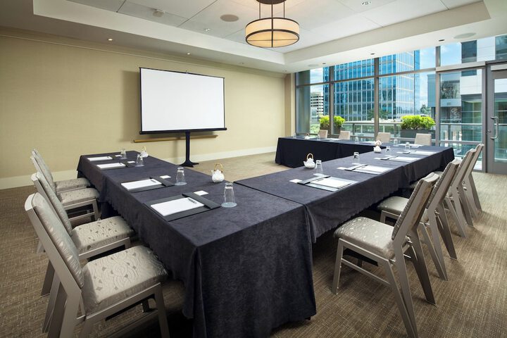 Meeting facility