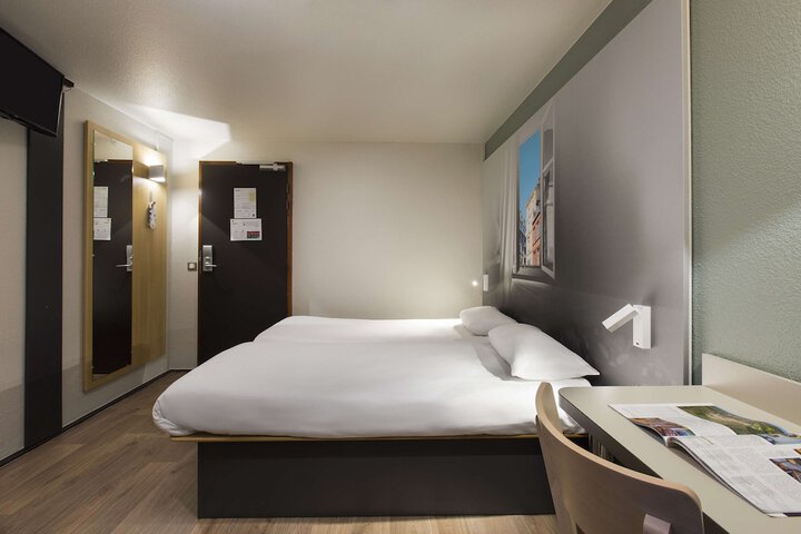Room 13 of 39