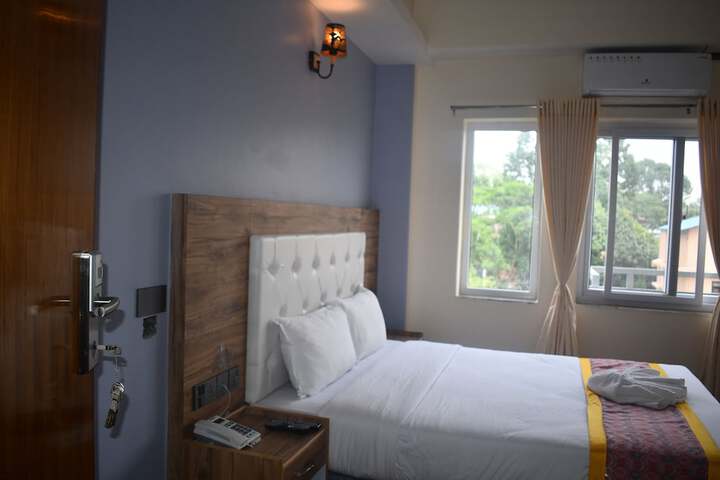 Room 18 of 95
