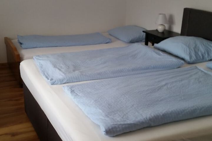 Room 18 of 32