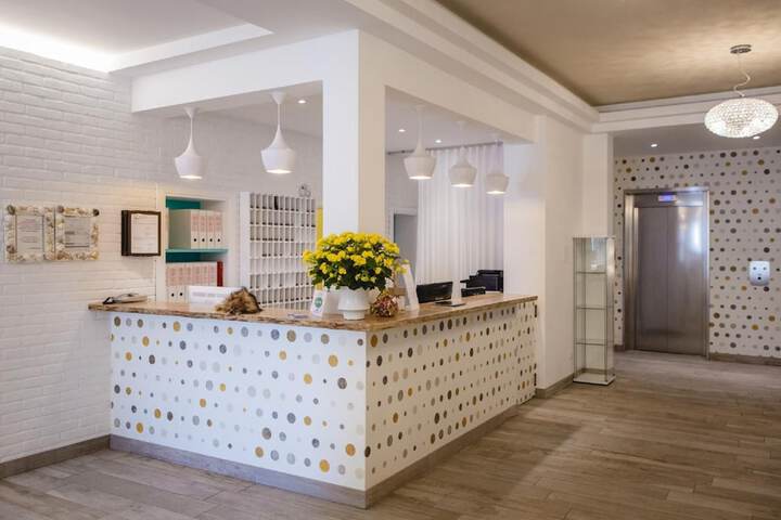 Guest Lobby