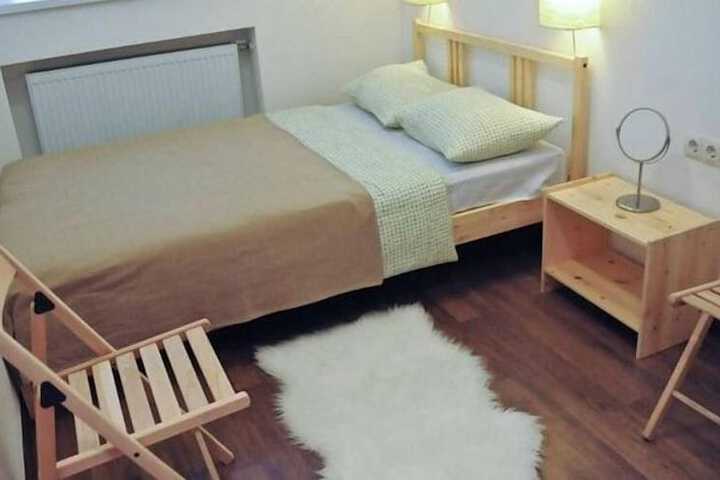 Room 6 of 6